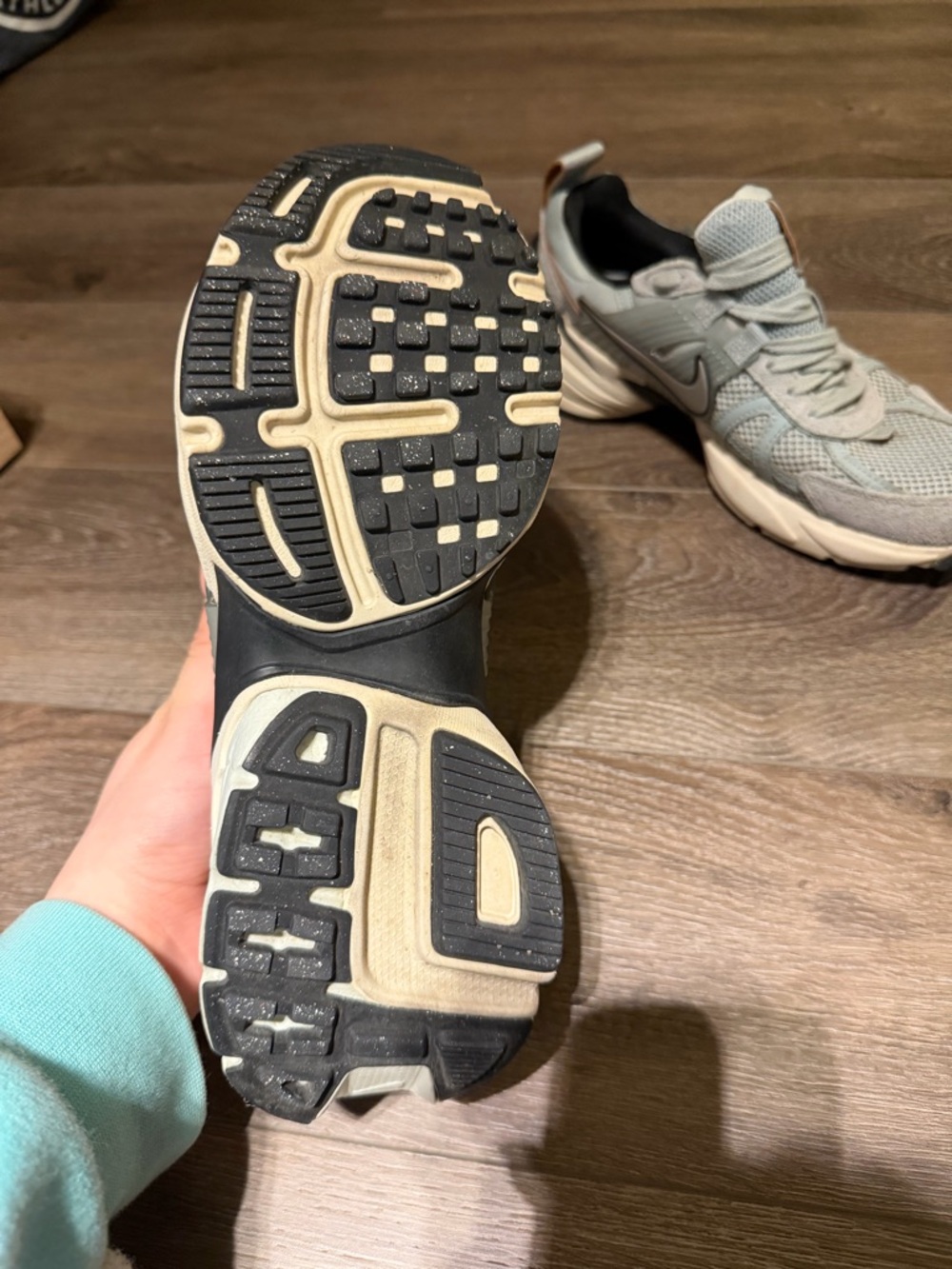 Nike Grey and Blue Women's Athletic Sneakers Everyday Running Shoes - Picture 5 of 6